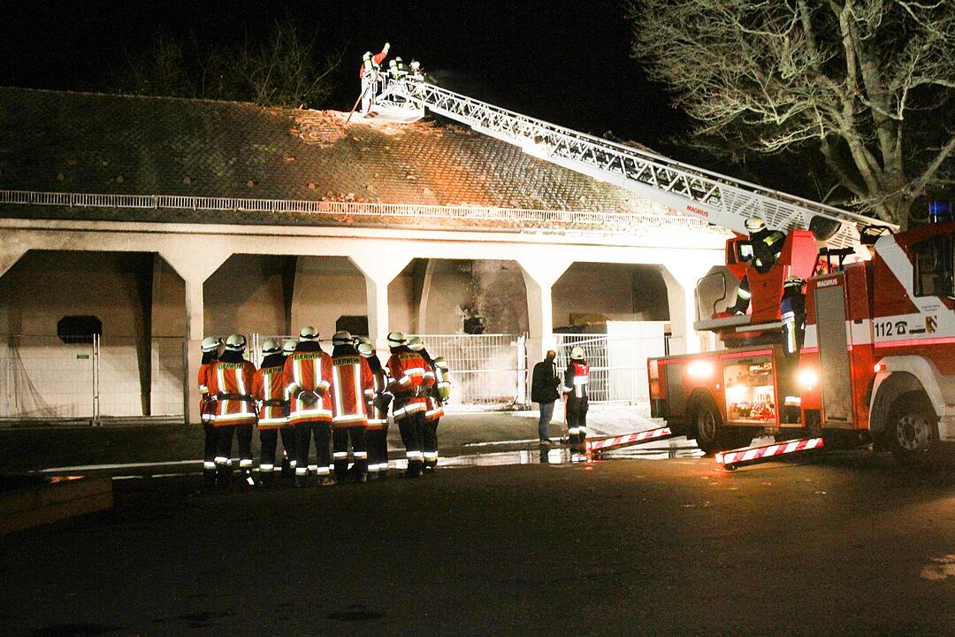 Nürnberg: Brand in Grundschule - Brandstiftung?