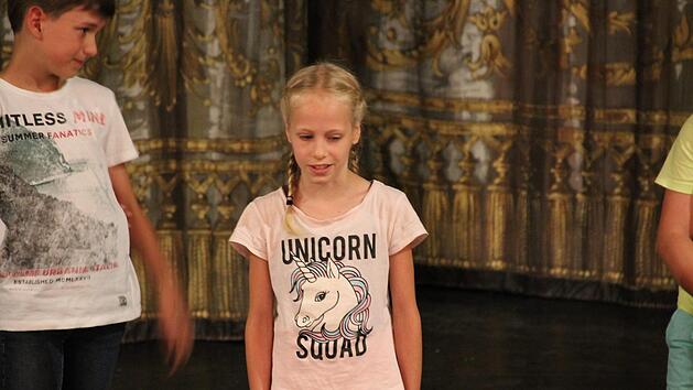 Die Grundschule Ketschendorf wird morgen ihr St&uuml;ck "Traumfresserchen" nach Michael Ende in einer neuen Textfassung vorspielen. Von anderen Schulen werden an anderen Tagen ebenfalls Nachspielungen oder auch Eigenproduktionen vorgef&uuml;hrt. Foto: Saskia Nauer