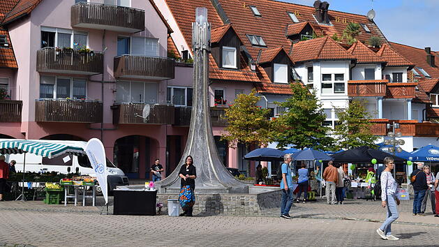 Wochenmarkt in Markt Eckental eröffnet: Land-Markt nun regelmäßig