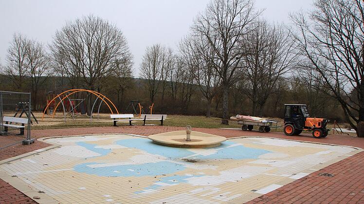 Das alte Kinderplanschbecken wird heuer zum letzten Mal geflutet.  Foto: Andreas Dorsch