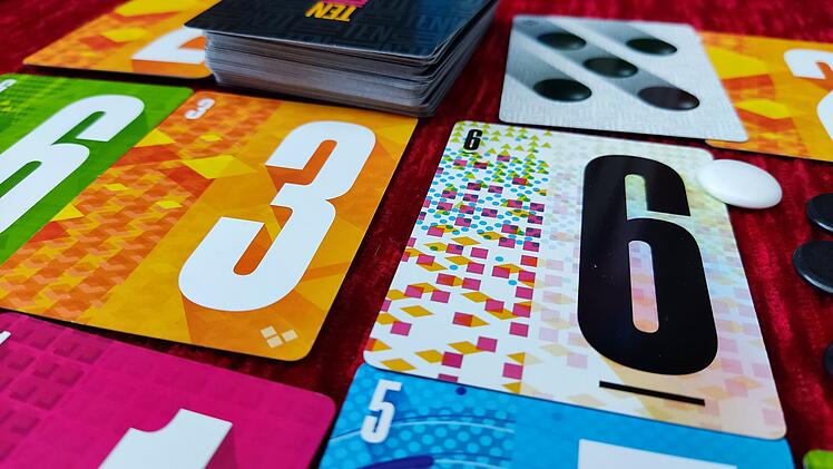 Spiele-Test Ten: raffiniertes Push-your-luck-Kartenspiel