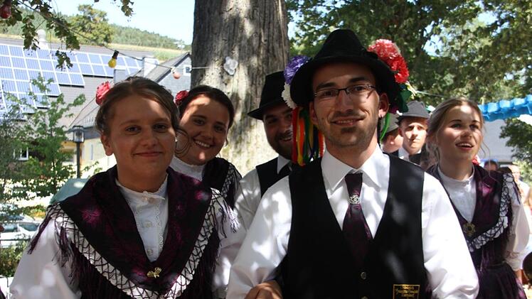 Ebersdorf hält auf seiner Kerwa die Traditionen hoch.Veronika Schadeck