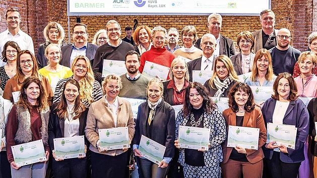 Fünfmal in Folge „Gute gesunde Schule“: Dafür durften diese Schulleiter Plaketten entgegennehmen.