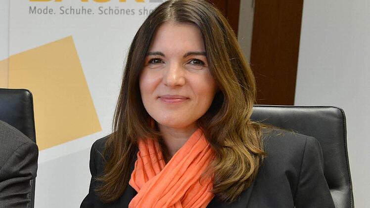 Aliz Tepfenhart