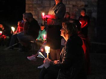 Die besondere Stimmung war trotz der Corona-Vorschriften sp&uuml;rbar. Foto: Kerstin Schmei&szlig;er-Wei&szlig;