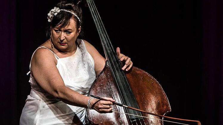 Lizzy Aumeier gastierte im "Schwarzen Bären". Foto: Jochen Berger