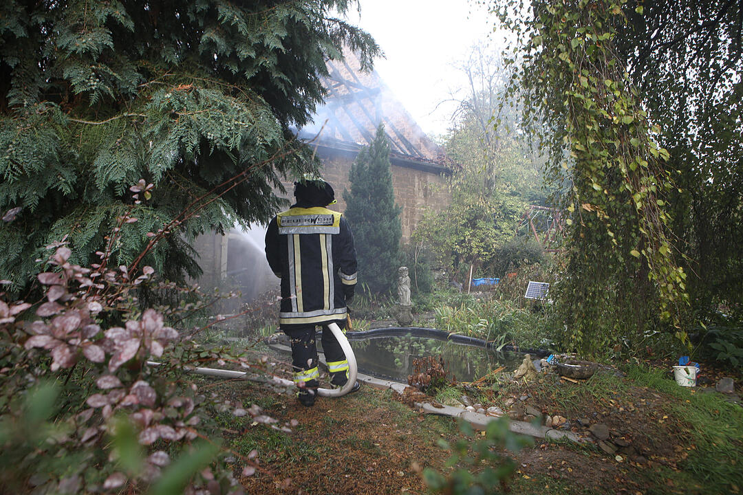 Brand im Kreis Schweinfurt vernichtet Scheune