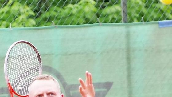 Beim 7:2-Derbysieg der Herren 30 des TC Kronach gegen den SV Friesen blieb Michael Thoennes ohne Satzverlust.  Foto: Hans Franz