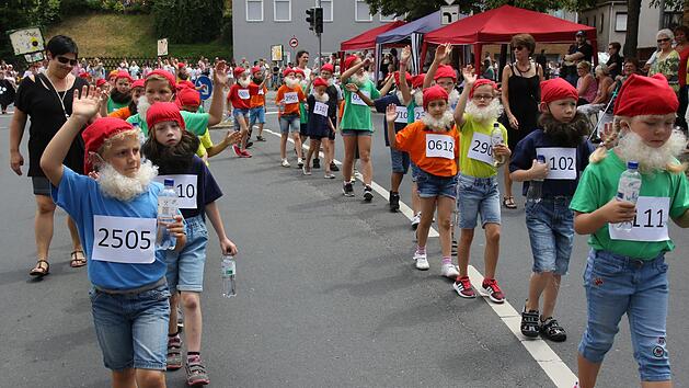Das Bild vom farbenfrohen Umzug der kost&uuml;mierten Kinder stammt aus dem Jahr 2018.  M