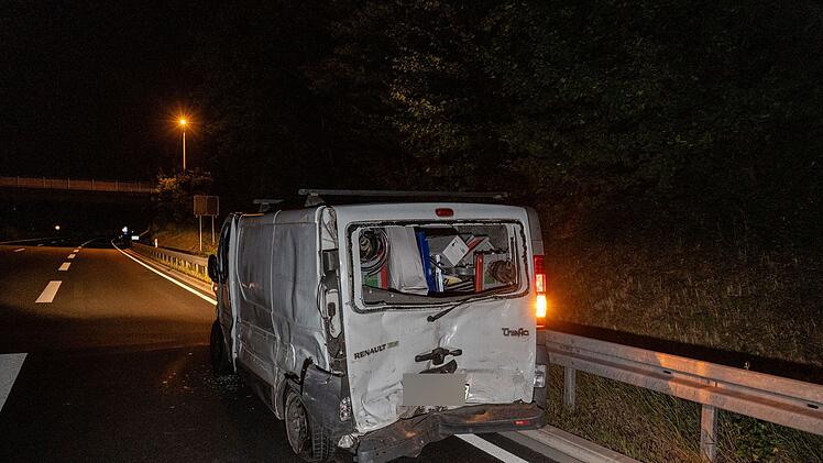 Unfall auf A73 bei Erlangen: Sieben verletzte nach Kollision