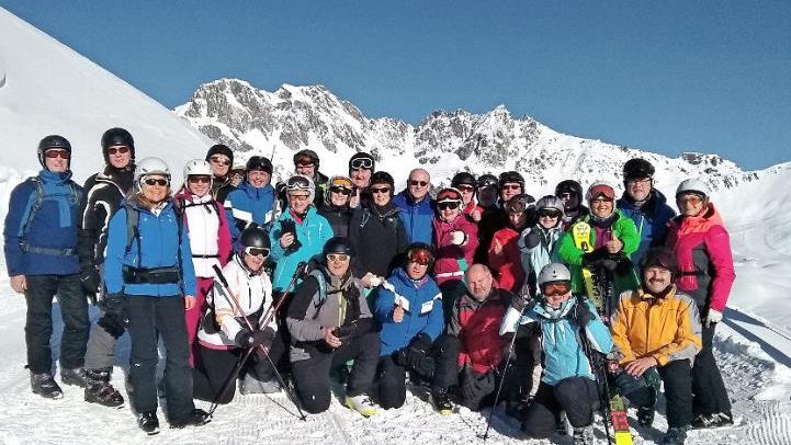 &Uuml;ber Sonnenschein und eine Neuschneeauflage freuten ich die Kulmbacher am Ende ihrer Skiwoche. Foto: privat