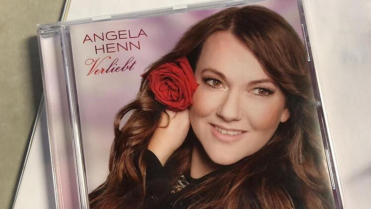 "Verliebt" heißt die neue SingleAngela Henn