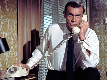 Einer der besten Auftritte von 007: In ""James Bond 007: Liebesgr&uuml;&szlig;e aus Moskau" spielte Sean Connery zum zweiten mal den britischen Geheimagenten.