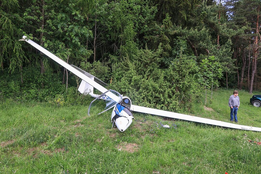 Segelflugzeug in der Fränkischen Schweiz abgestürzt