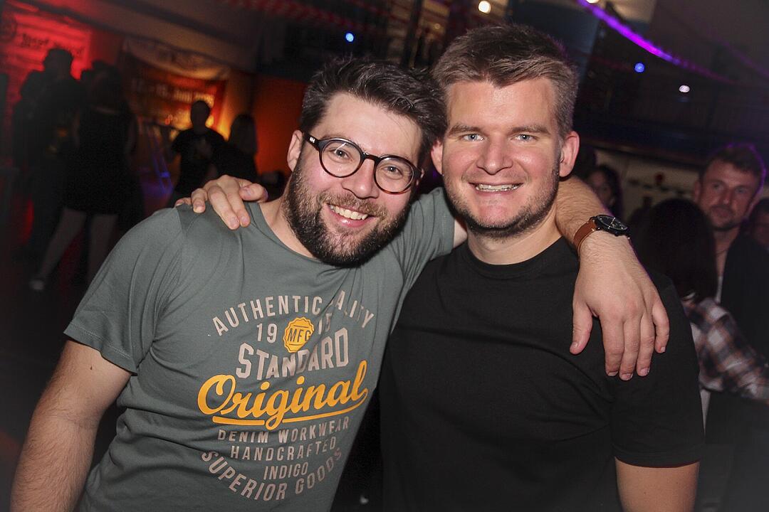 Party und Tanz in der Dreifachhalle