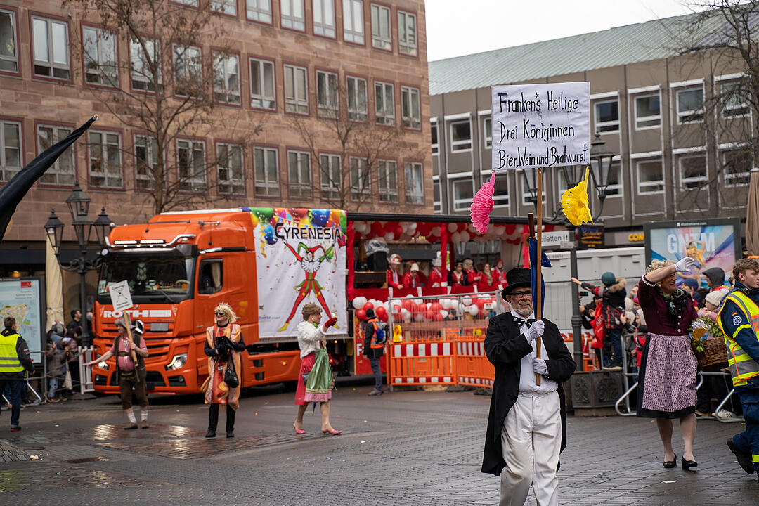 Der traditionelle Umzug zog ca. 70.000 Faschingsfreunde an.
