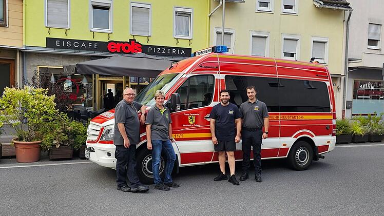 Feuerwehr Neustadt nach Unwetter-Einsatz mit rührender Aktion: "wollen Danke sagen"