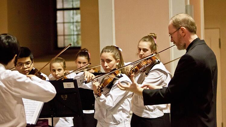 Die St. Peters Soloist spielten unter der Leitung von David Deacon.