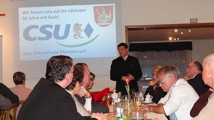 MdL Steffen Vogel sprach beim Ehrenabend der Pfarrweisacher CSU. Foto: Johanna Eckert