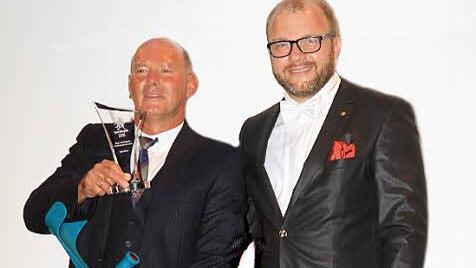 Versehrtensportler Hans Zirkel war außer sich vor Freude: Nach 30 Jahren Leistungssport sah er den Titel als "Dank für sein Lebenswerk". Die Laudatio hielt Michael Ehlers.