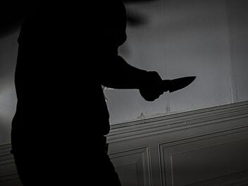 Eine 34-Jährige hat in Nürnberg offenbar ihren Lebensgefährten mit einem Messer lebensgefährlich am Hals verletzt.  Symbolbild: Pixabay