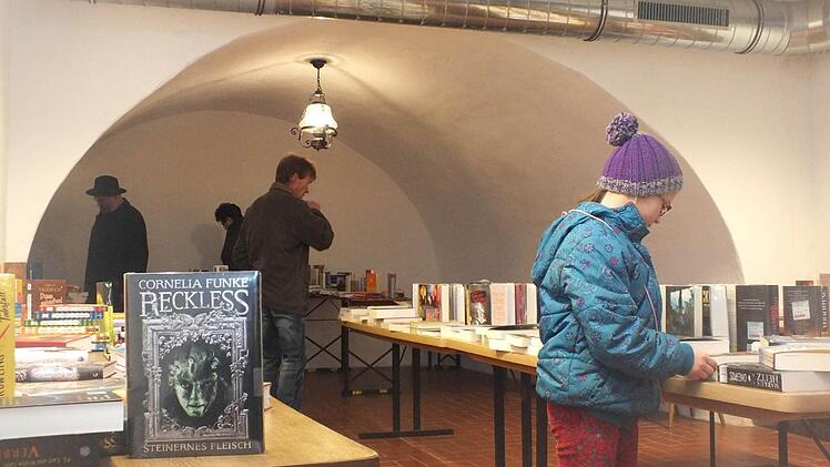 Zum Plätzlesmoadd gab es auch eine Buchausstellung.