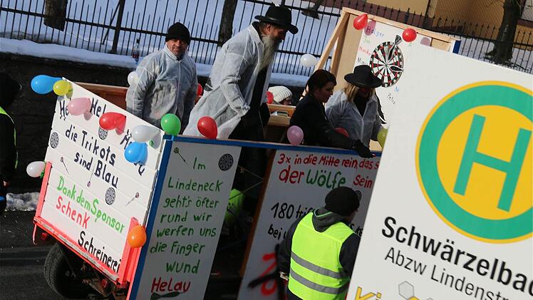 Faschingszug Schwärzelbach  Foto: Gerd Schaar