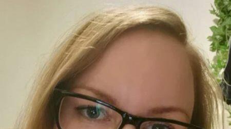 Carolin Lebok, Buttenheim: Meine Kids (8 und 14) bleiben zuhause und unterstützen sich gegenseitig. Die große Schwester (18) arbeitet nebenan in einem Büro. Ich arbeite in der Notbetreuung in einer Kita in Forchheim und mein Mann ist Berufskraftfahrer. Wir kriegen das Gott sei Dank auch ohne Notbetreuung hin.