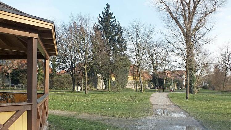 Der Engelgarten wurde damals vor allem mit Linden, Kastanien und Ulmen bepflanzt.Foto: Manfred Welker