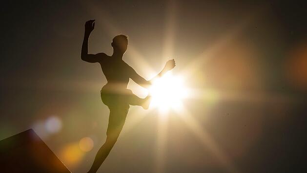 Der Hitzerekord wurde in Deutschland nach vier Jahren geknackt: Geilenkirchen konnte am Mittwoch 40,5 Grad messen. Klimaforscher warnen vor noch l&auml;ngeren Hitzeperioden. Foto: Friso Gentsch/dpa