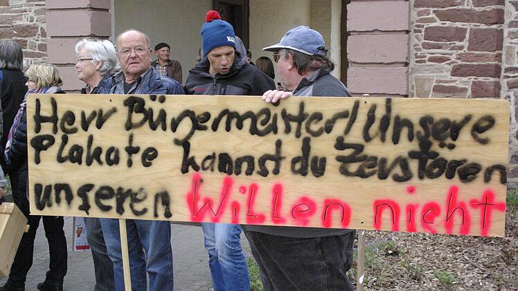 Bürger-Protest gegen das Gewerbegebiet. Foto: Winfried Ehling