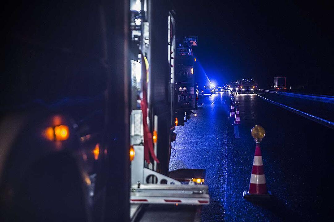 Haßfurt: Fahrer nach Unfall auf der A70 stundenlang eingeklemmt