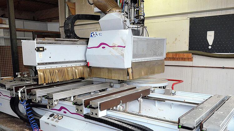 tischlerei, schreinerei, handwerk, maschine, fräse, holzbearbeitung, industrie, holz, herstellung, produktion, industrieanlage, technik, ausrüstung