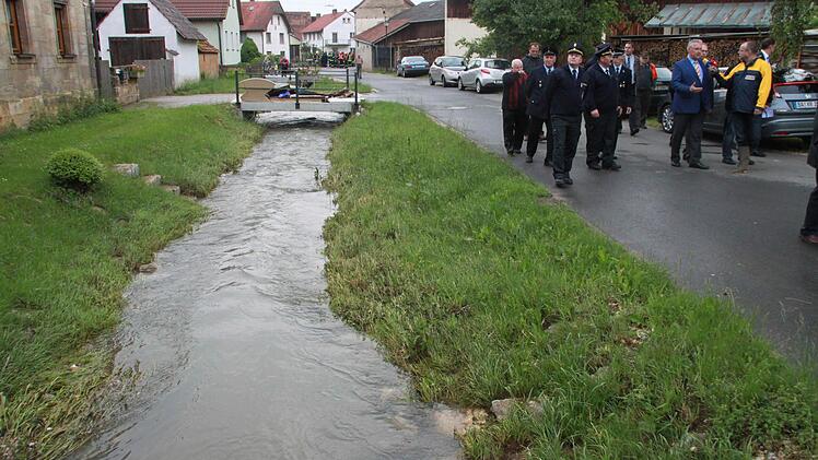 Jetzt ist der Kelbach wieder in seinem Bett, doch in der Nacht zum 31. Mai war er außer Rand und Band.