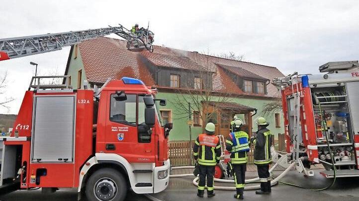 Die schnell herbeigeeilte Feuerwehr verhinderte Schlimmeres. Foto: News 5/Merzbach