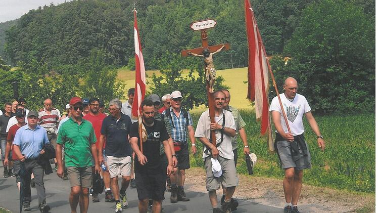 Buttenheimer Pilger auf dem Weg Foto: privat