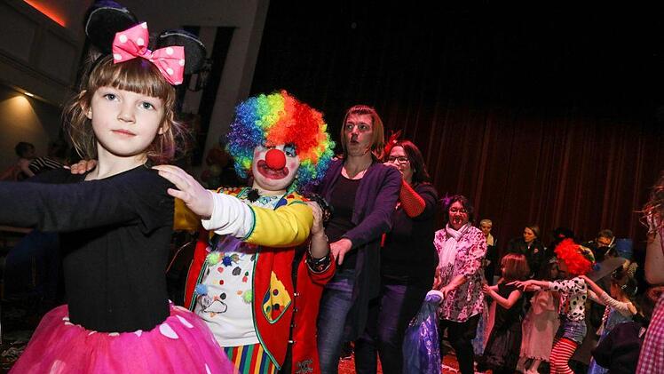 Impressionen vom Kinderfasching in der Kulmbacher StadthalleFoto: Barbara Herbst