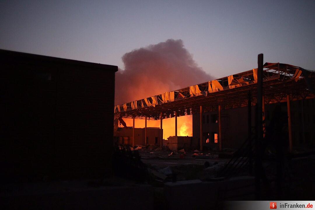 Huge explosion rocks Chinese port city of Tianjin