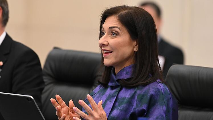 Wirtschaftsministerin Reiche in China