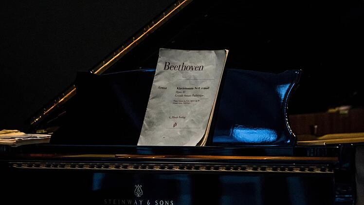 Musik von Beethoven stand im Zentrum des Konzert mit der Pianistin Monica Gutman in Coburg.Foto: Jochen Berger
