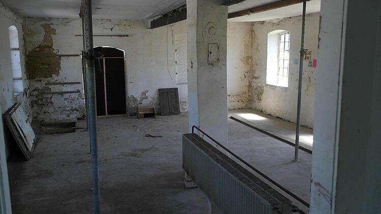 Diese Halle soll künftig das Künstleratelier von Ulrike Haus-Weiner werden.
