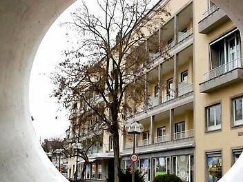 Die Projektsteuerung für den Abriss des ehemaligen Steigenberger Kurhaushotels und des Kurzentrums ist mittlerweile ausgeschrieben. Foto: Archiv/Thomas Mäuser