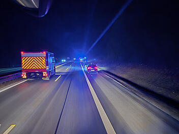 Feuerwehreinsatz auf A73 bei Bamberg: Fahrbahn nach Unfall teils gesperrt