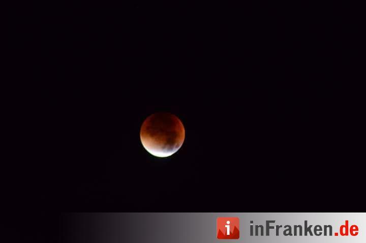 Leserfotos: Blutmond über Franken