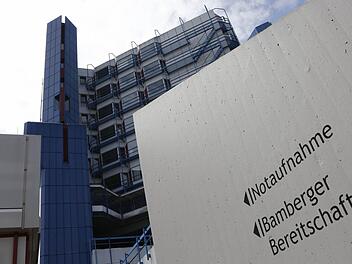 Die Ermittlungen gegen den leitenden Arzt des Bamberger Klinikum laufen auf Hochtouren. Möglicherweise gibt es noch zwei weitere Opfer. Foto: Matthias Hoch