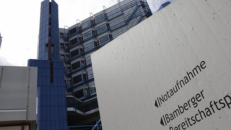 Die Ermittlungen gegen den leitenden Arzt des Bamberger Klinikum laufen auf Hochtouren. Möglicherweise gibt es noch zwei weitere Opfer. Foto: Matthias Hoch