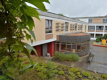 Ende eines Standortstreits? Die  Verlagerung des Dientzenhofer-Gymnasiums in  den Landkreis würde nicht nicht die Kriterien des Freistaats erfüllen.  Ronald Rinklef