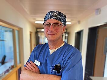 Bad Kissingen: Helios-Krankenhaus hat neuen Oberarzt f&uuml;r Intensivmedizin - sein Werdegang