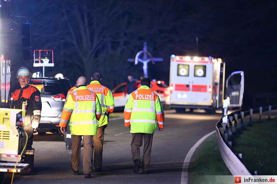 Kreis Roth: 38-Jähriger Motorradfahrer prallt gegen Leitplanke und stirbt