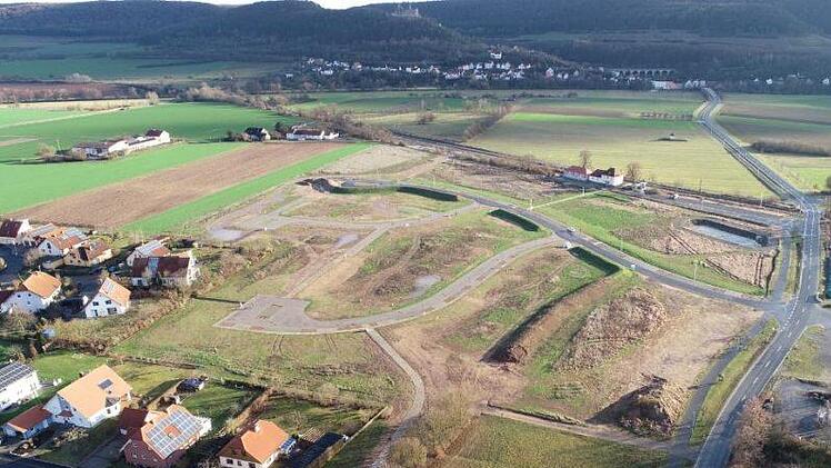 Im viel angefragten Baugebiet "Trimberger Weg" im Ortsteil Elfershausen beginnen jetzt die Grundstücksverkäufe.  Bernd Kleinschmidt
